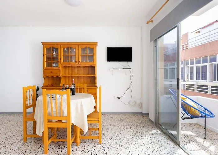 Live Puertito Rifrajo * 圭马尔港