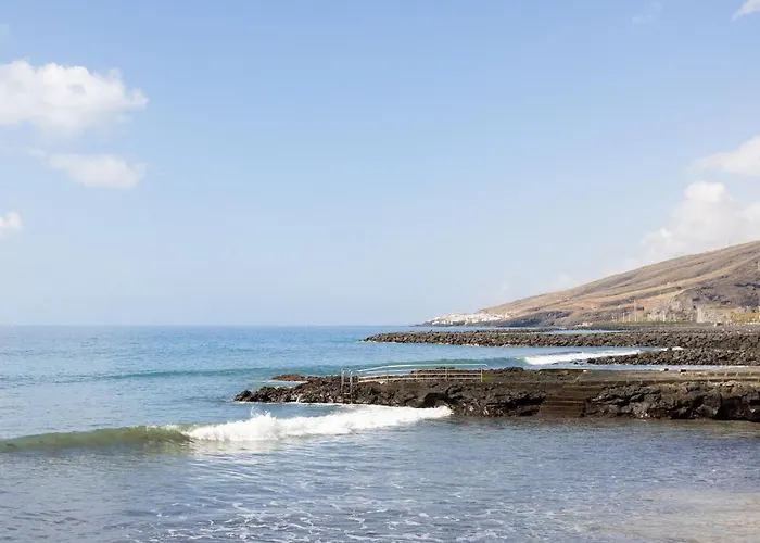 Live Puertito Rifrajo * 圭马尔港